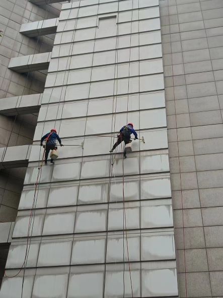 市中区高空外墙清洗